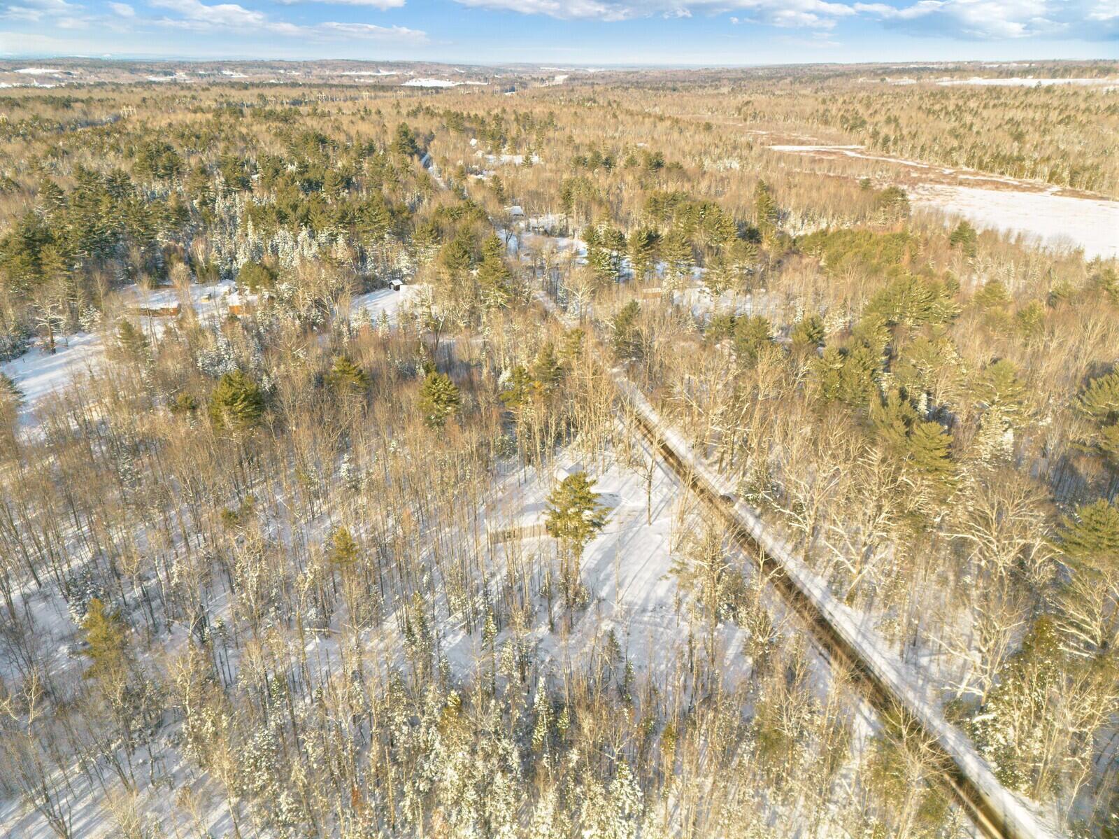 642 Hanson Road China ME 04358