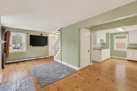 102 Lake Street Auburn ME 04210