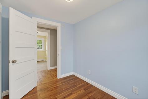 102 Lake Street Auburn ME 04210