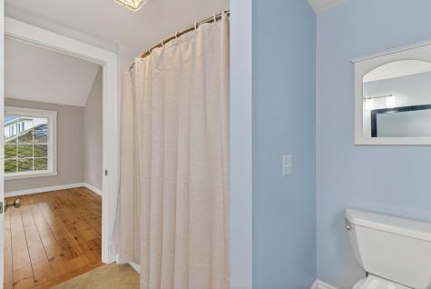 102 Lake Street Auburn ME 04210
