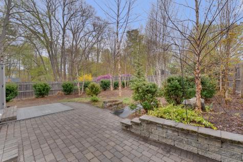 102 Lake Street Auburn ME 04210