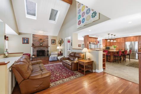 9 Carriedale Lane Kennebunk ME 04043