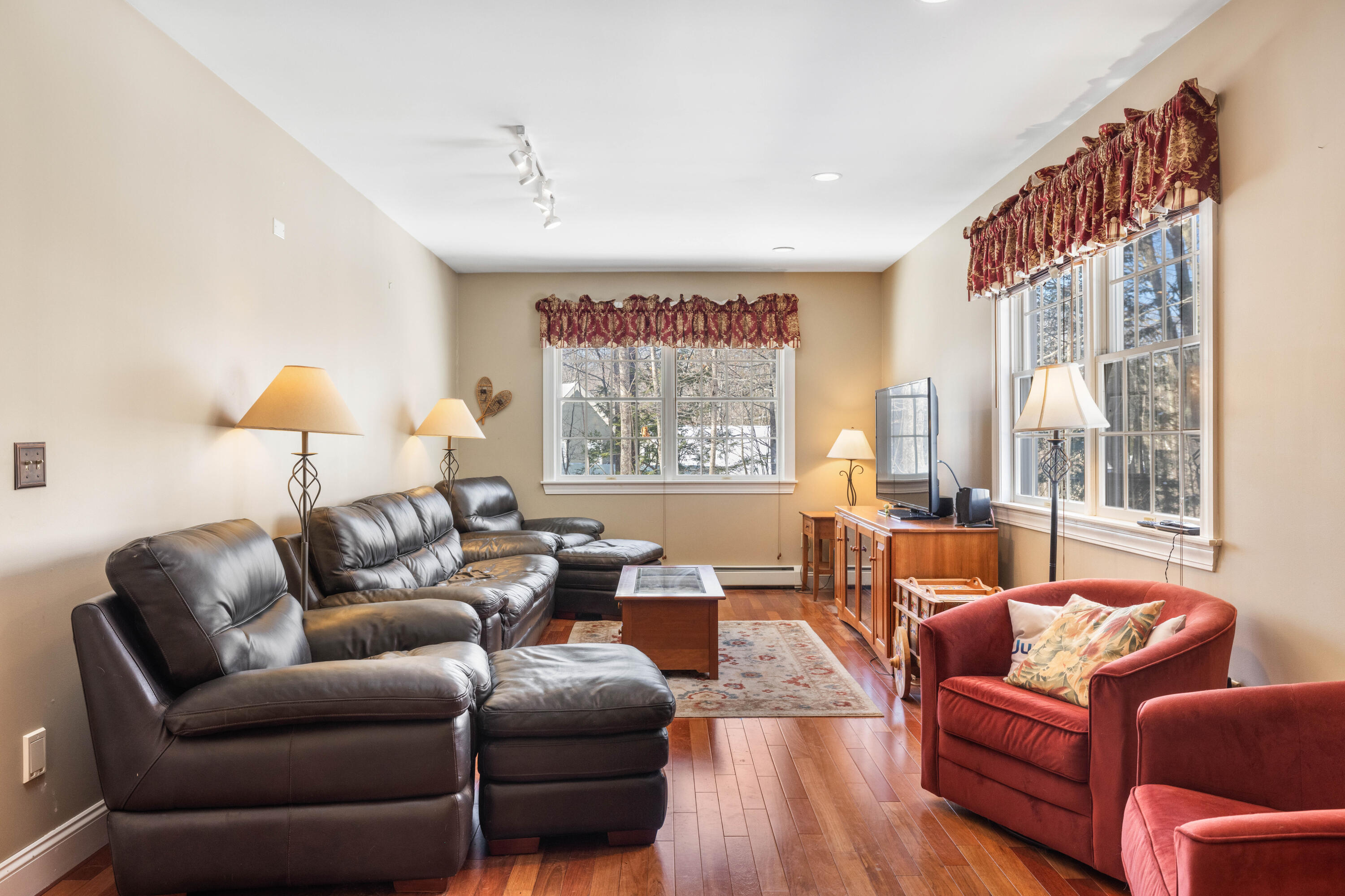 9 Carriedale Lane Kennebunk ME 04043