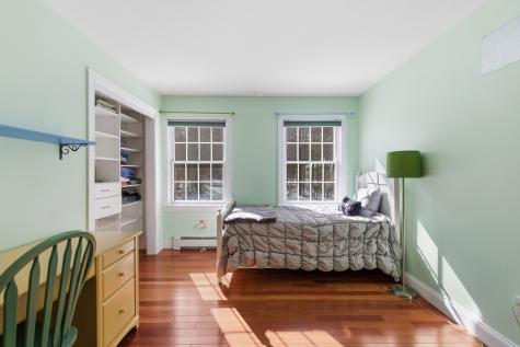 9 Carriedale Lane Kennebunk ME 04043