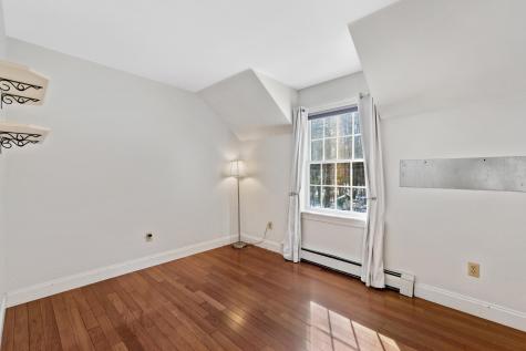 9 Carriedale Lane Kennebunk ME 04043