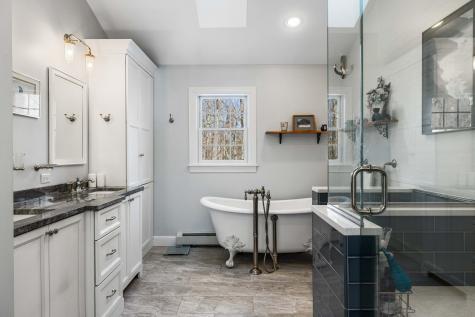 9 Carriedale Lane Kennebunk ME 04043