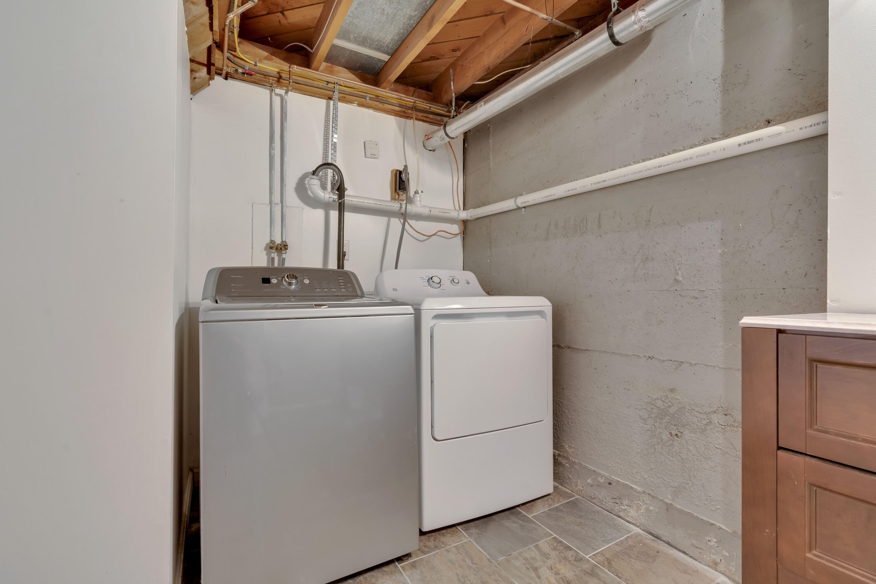 1733 Forest Avenue Portland ME 04103