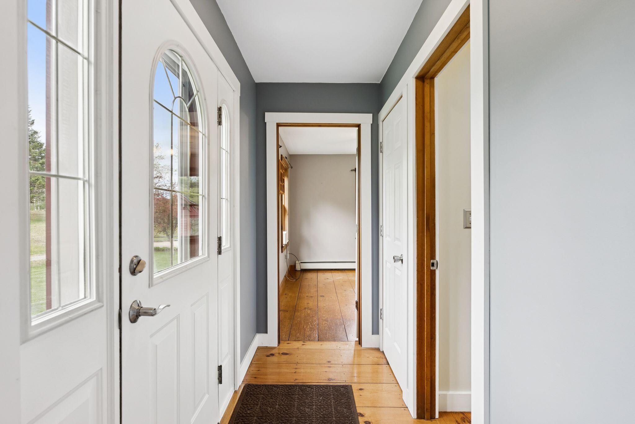 24 Autumn Lane Freeport ME 04032