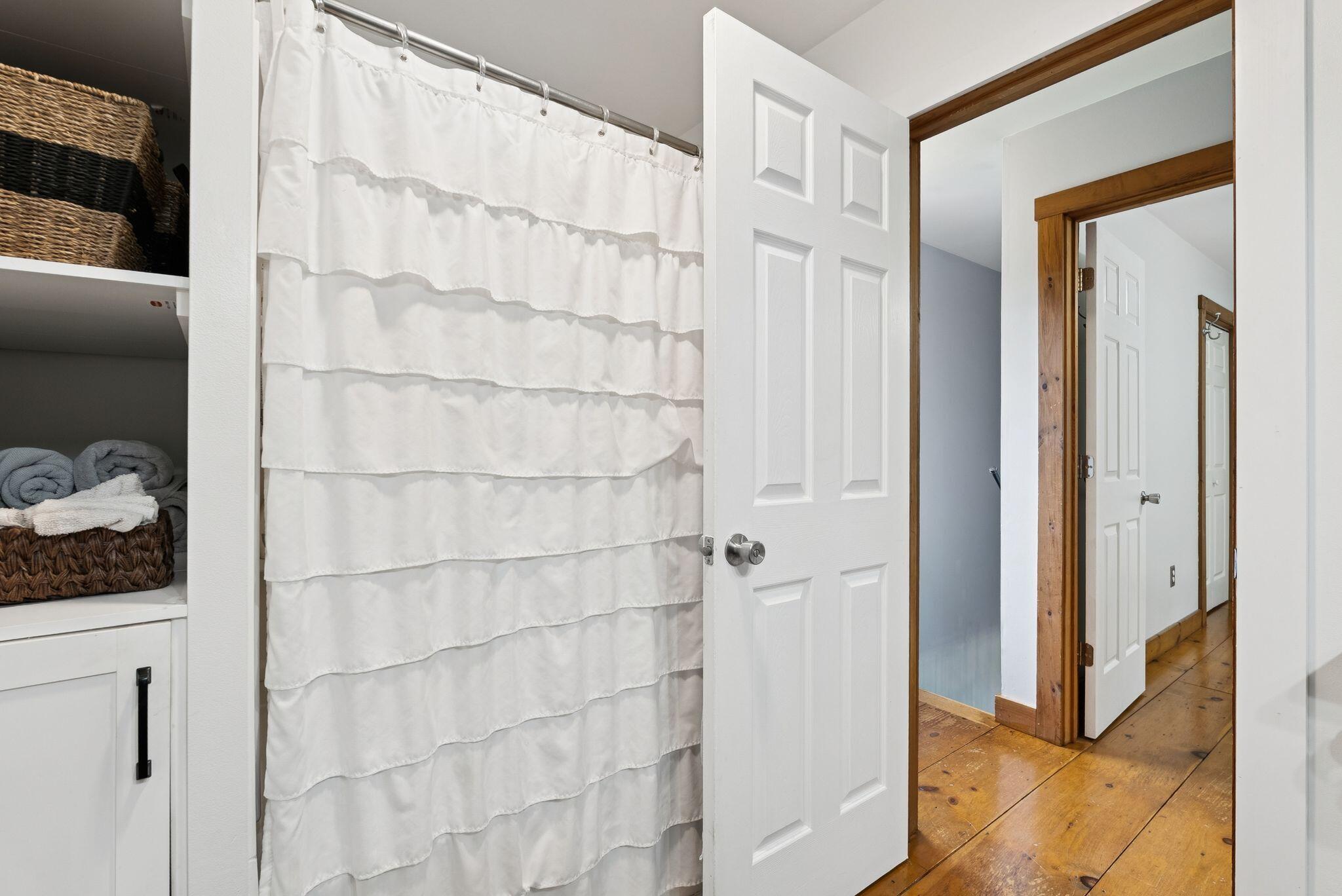 24 Autumn Lane Freeport ME 04032