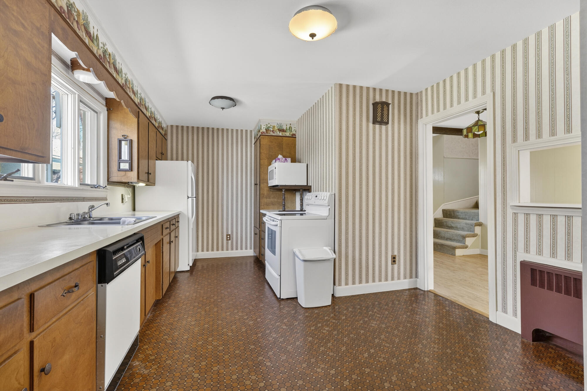 192 Harriet Street South Portland ME 04106