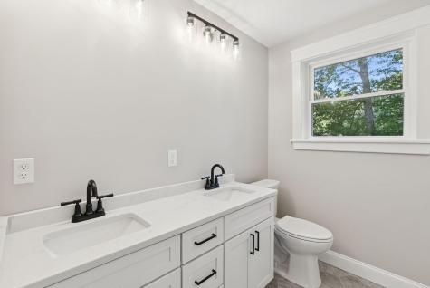 26 Binford Road Standish ME 04084