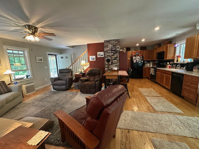 21 Dream Lane Belfast ME 04915