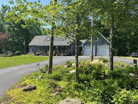 21 Dream Lane Belfast ME 04915