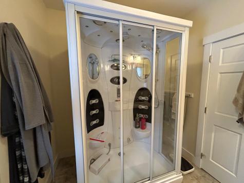 21 Dream Lane Belfast ME 04915