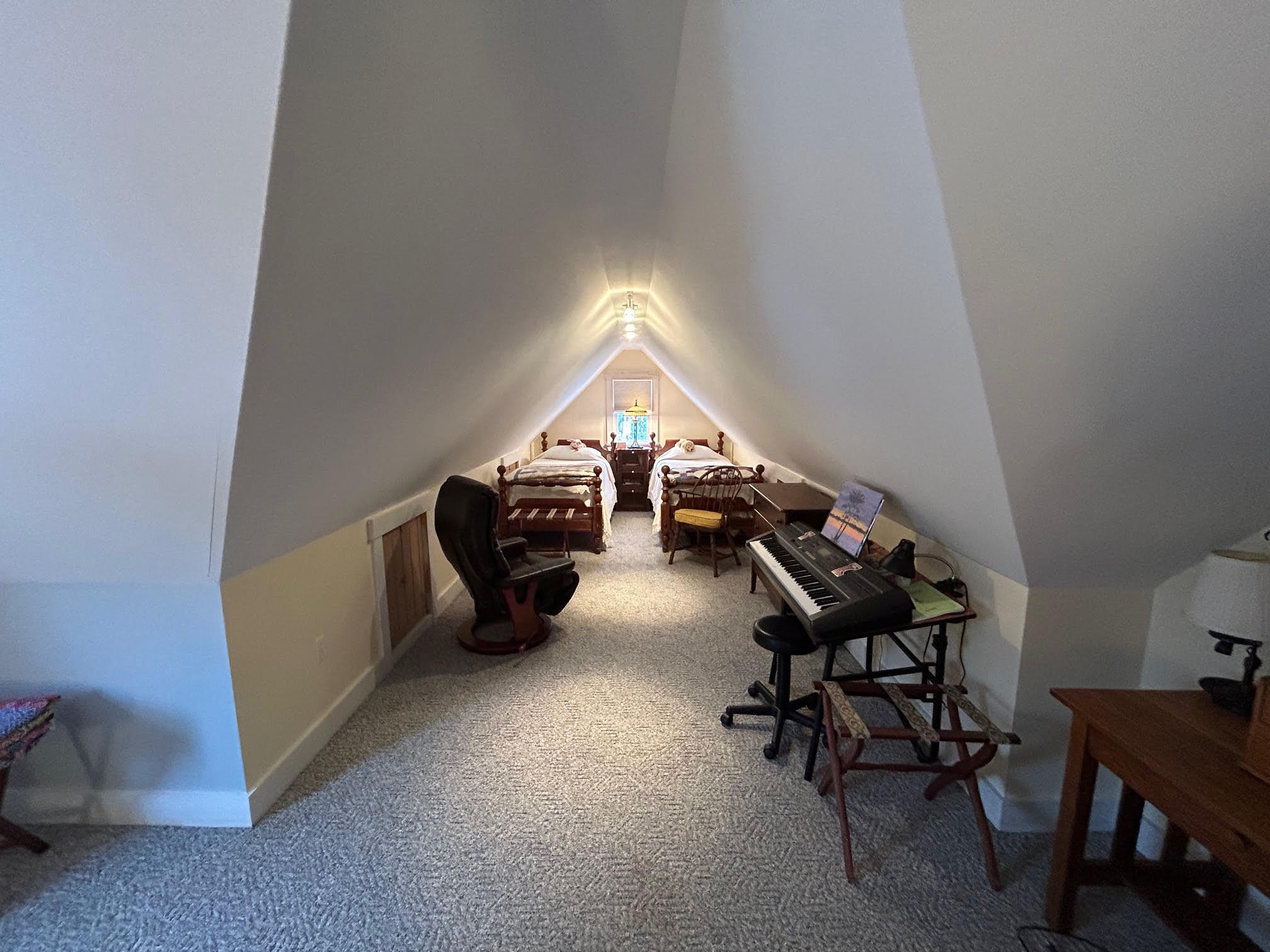 21 Dream Lane Belfast ME 04915