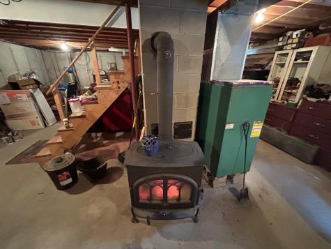 21 Dream Lane Belfast ME 04915