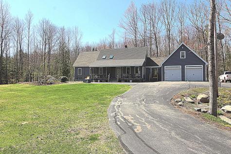 21 Dream Lane Belfast ME 04915