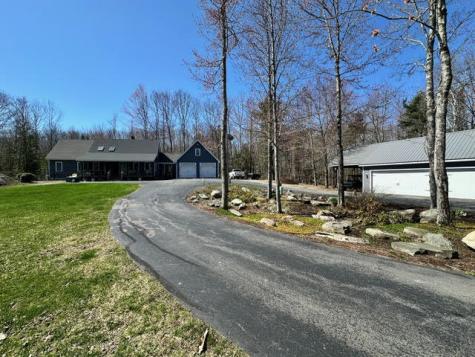 21 Dream Lane Belfast ME 04915