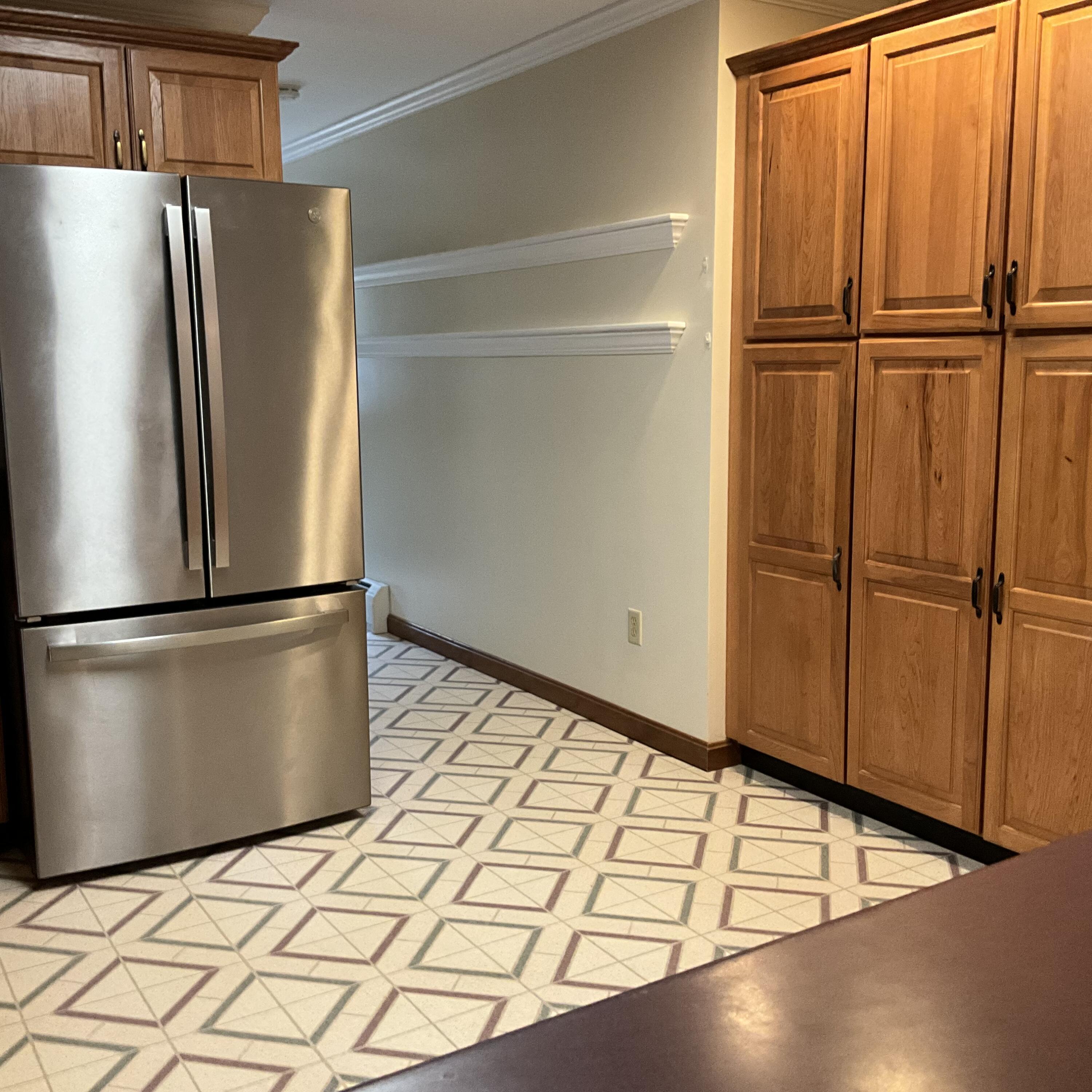 8 Cross Road Road Bradley ME 04411