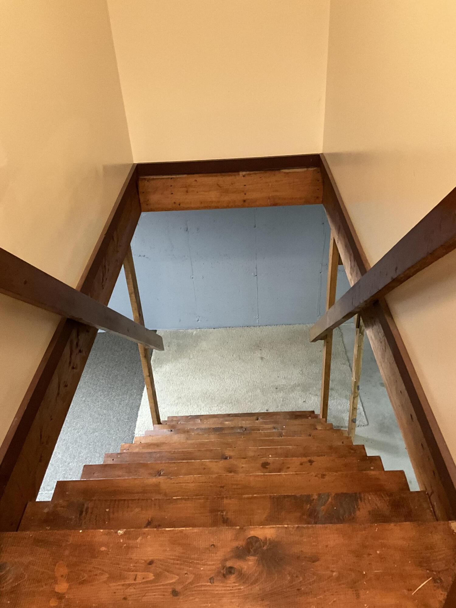 8 Cross Road Road Bradley ME 04411