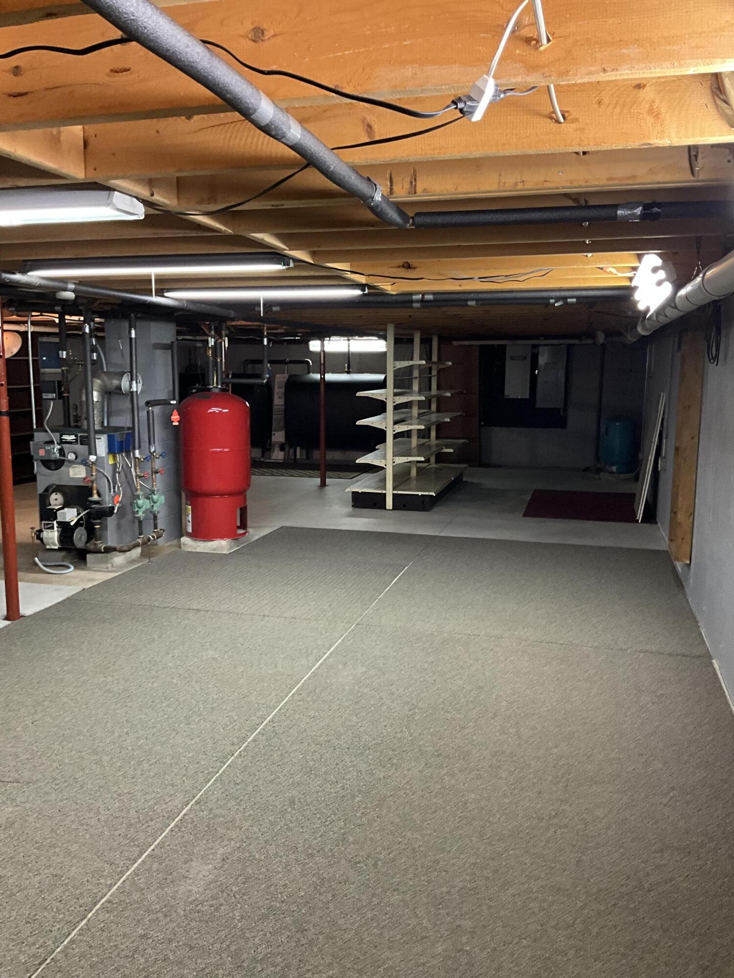 8 Cross Road Road Bradley ME 04411