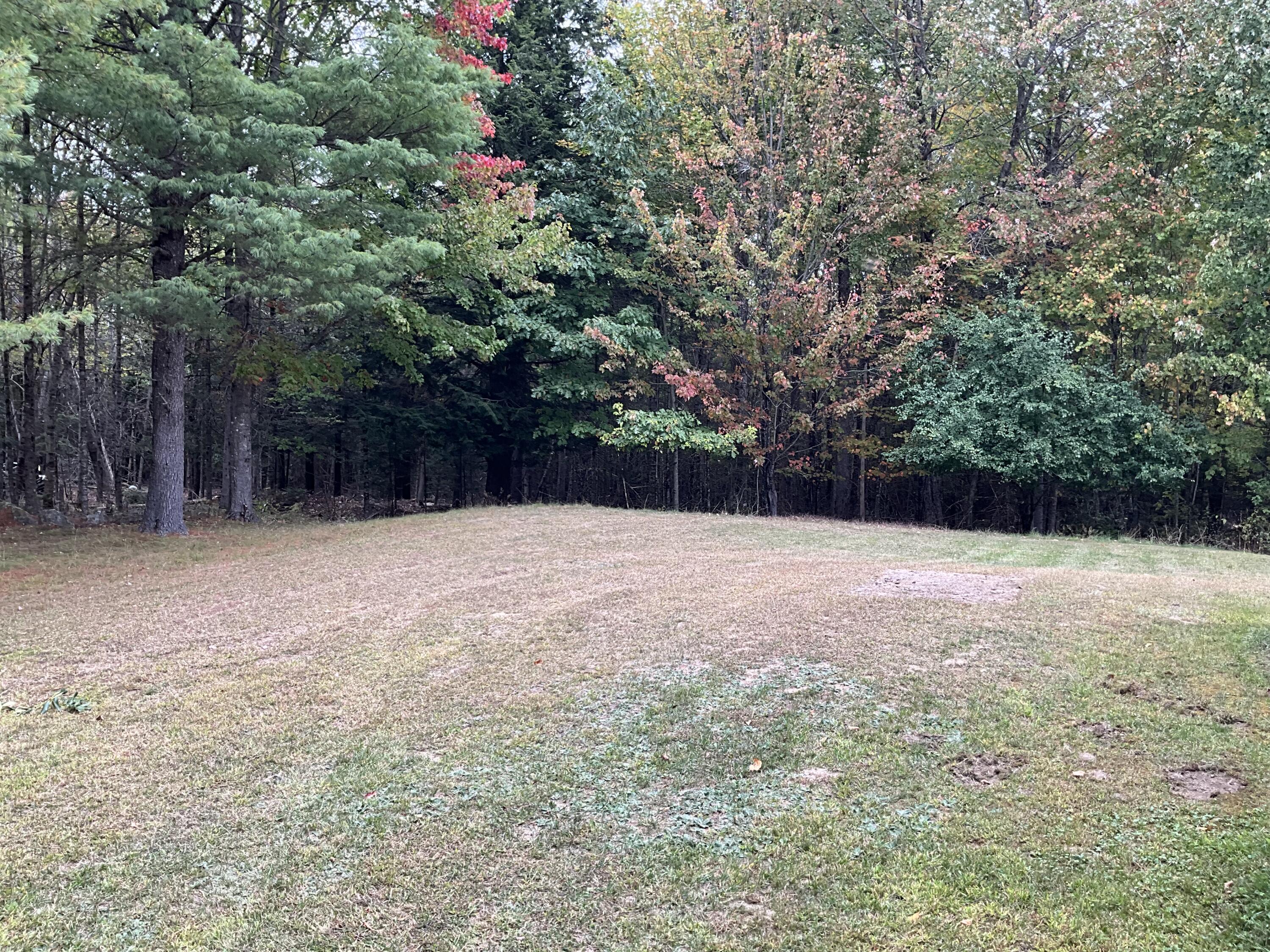 8 Cross Road Road Bradley ME 04411