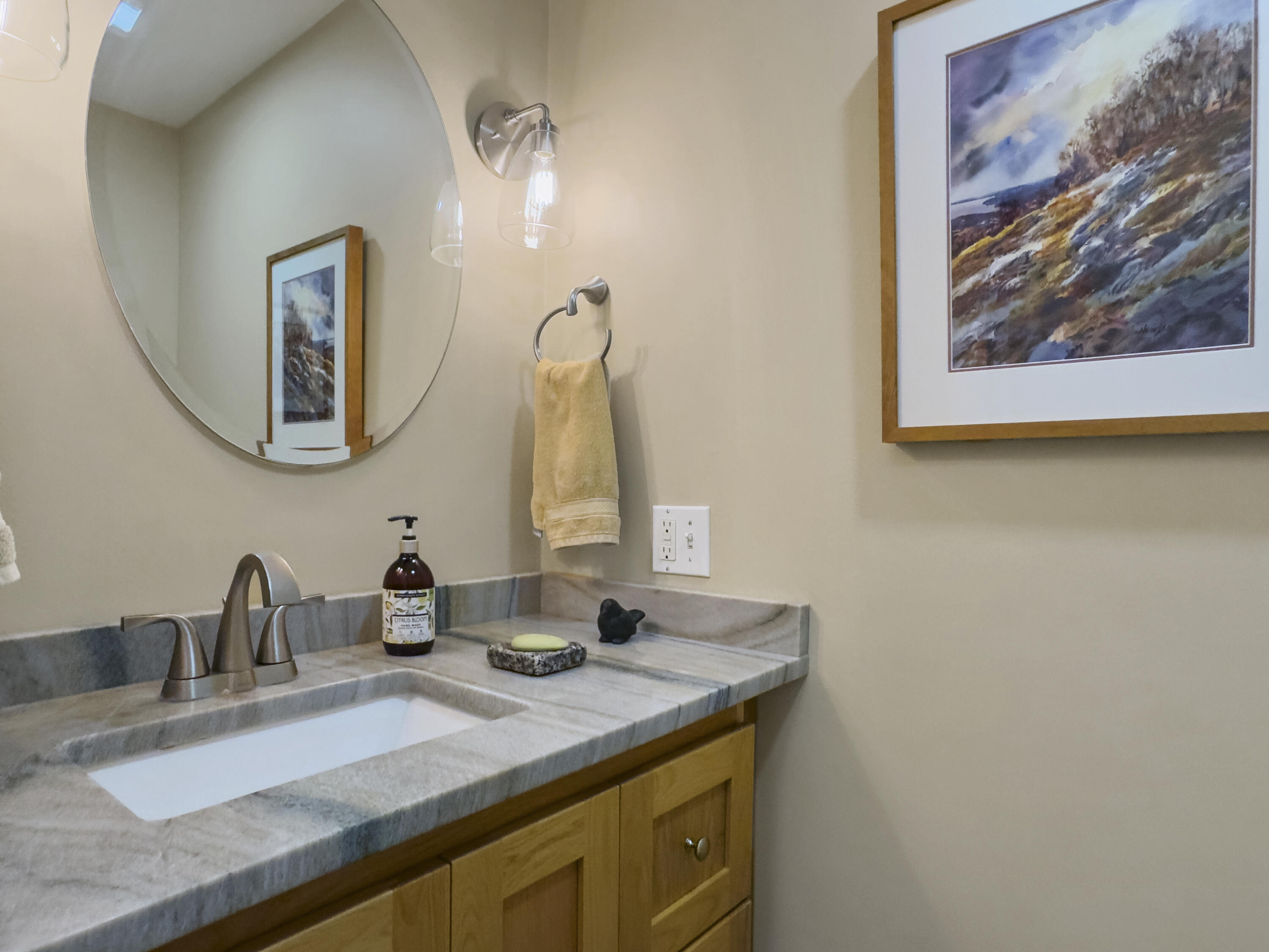 8 Wellington Drive Rockport ME 04856