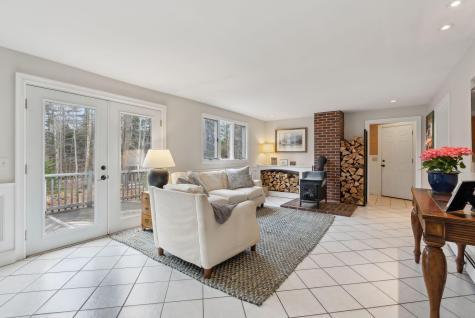 314 Cousins Street Yarmouth ME 04096
