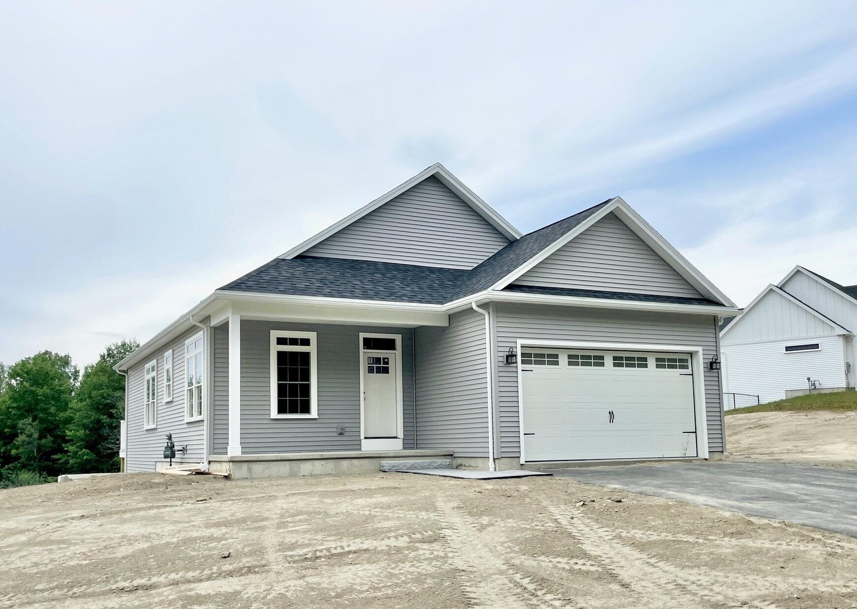 10 Donegal Drive Veazie, ME