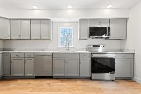 4 Blueberry Avenue Saco ME 04072