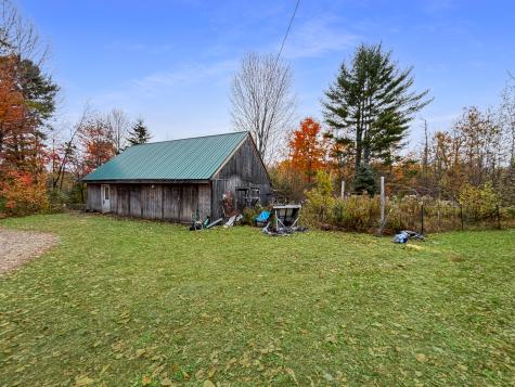 17 Klimavicz Road Dover-foxcroft ME 04426