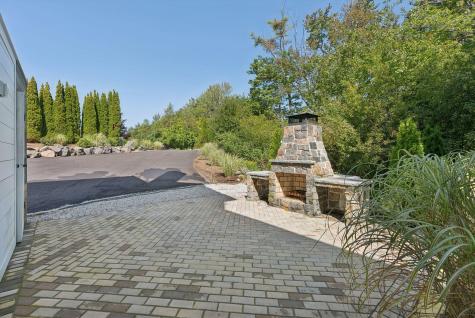 8 Harrison Avenue York ME 03909