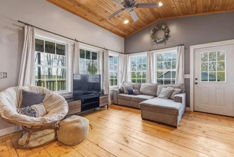15 Waldron Drive Limerick ME 04048