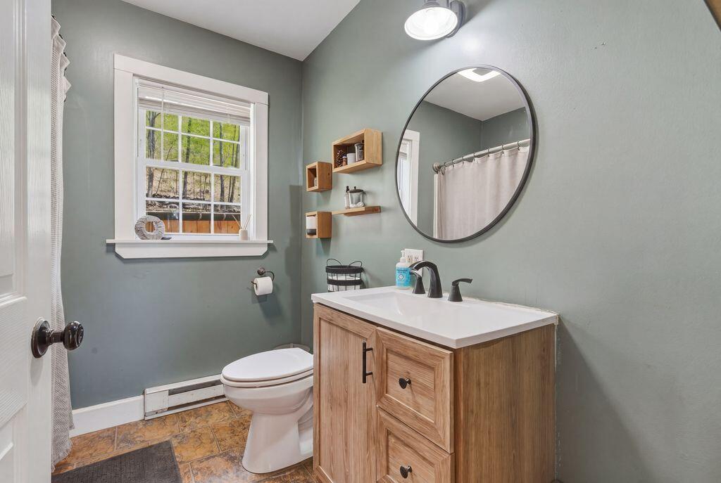 15 Waldron Drive Limerick ME 04048