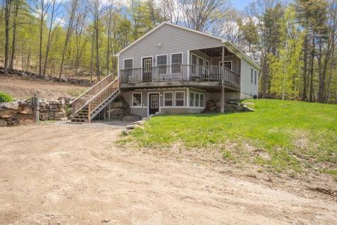 15 Waldron Drive Limerick ME 04048
