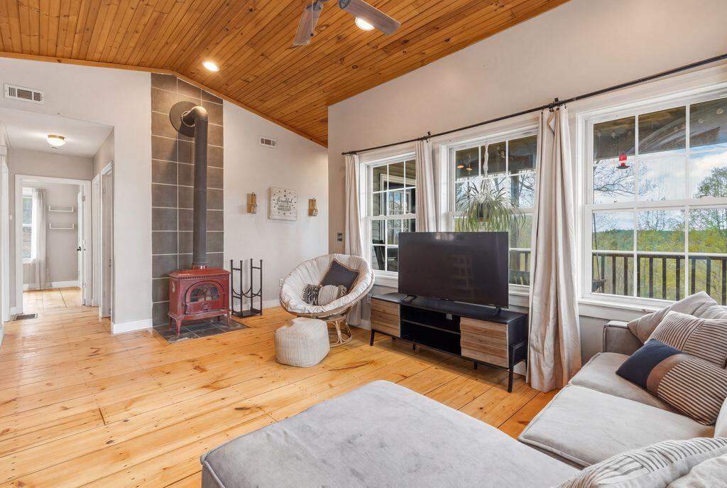 15 Waldron Drive Limerick ME 04048