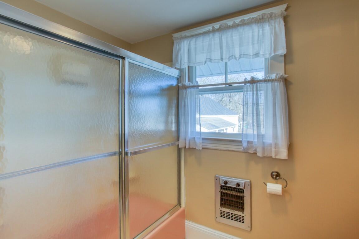 35 Howard Street Boothbay Harbor ME 04538