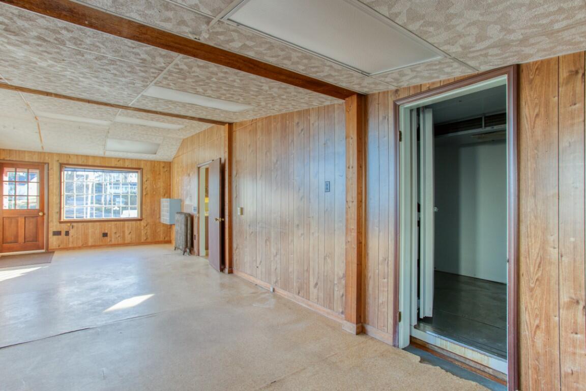 35 Howard Street Boothbay Harbor ME 04538