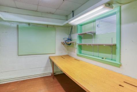 35 Howard Street Boothbay Harbor ME 04538