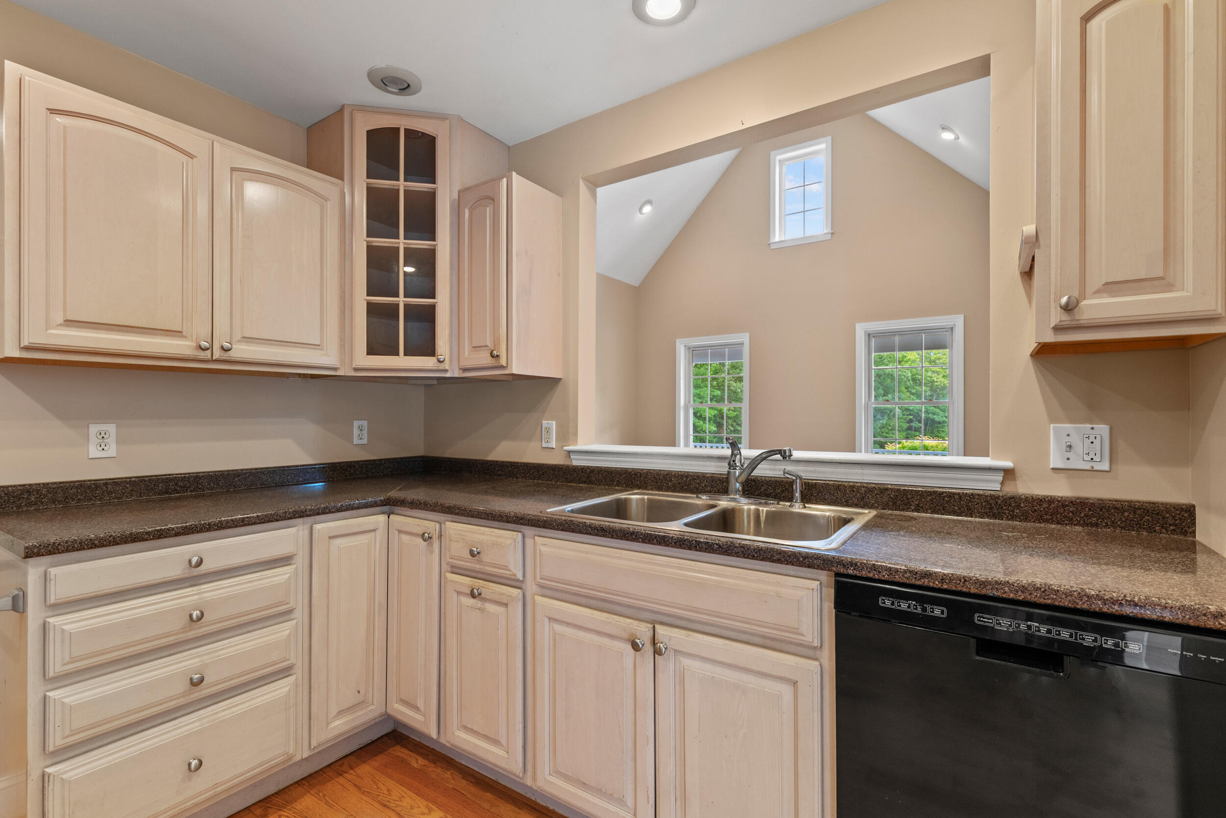 21 Riverside Drive Alfred ME 04002