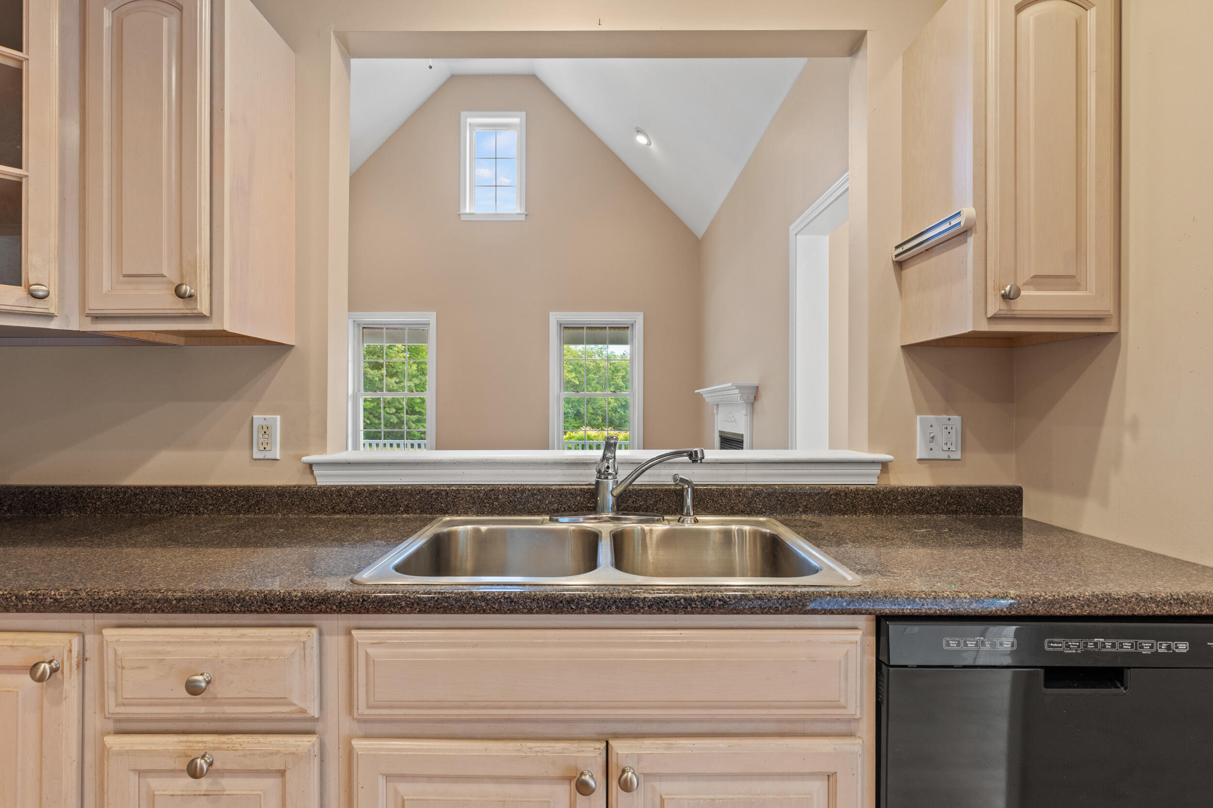 21 Riverside Drive Alfred ME 04002