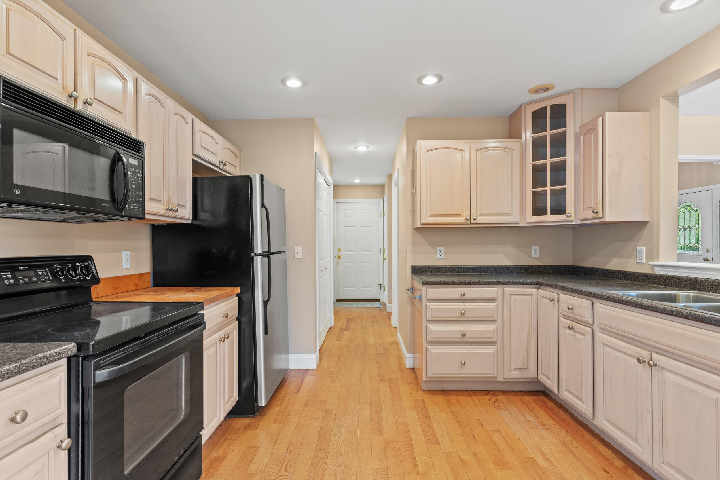 21 Riverside Drive Alfred ME 04002