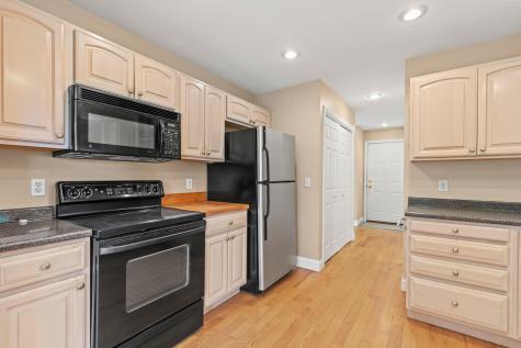 21 Riverside Drive Alfred ME 04002