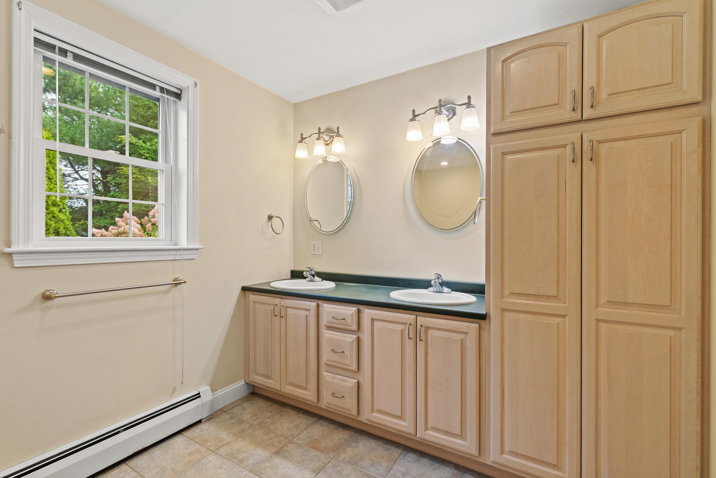 21 Riverside Drive Alfred ME 04002