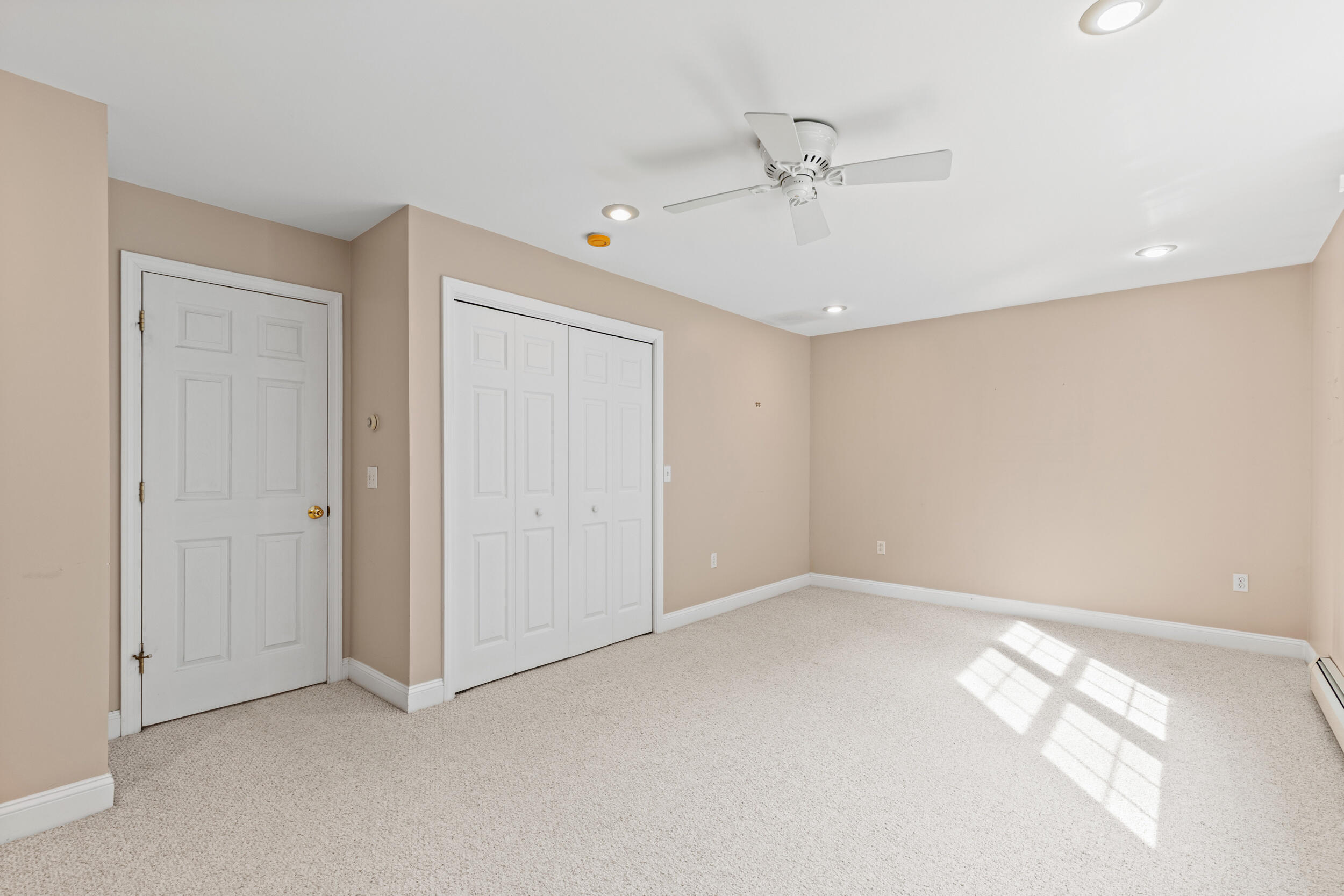 21 Riverside Drive Alfred ME 04002