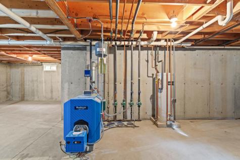 21 Riverside Drive Alfred ME 04002