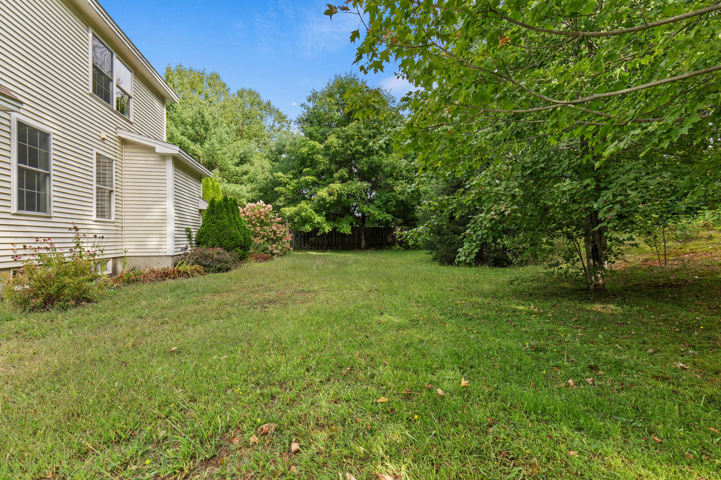 21 Riverside Drive Alfred ME 04002