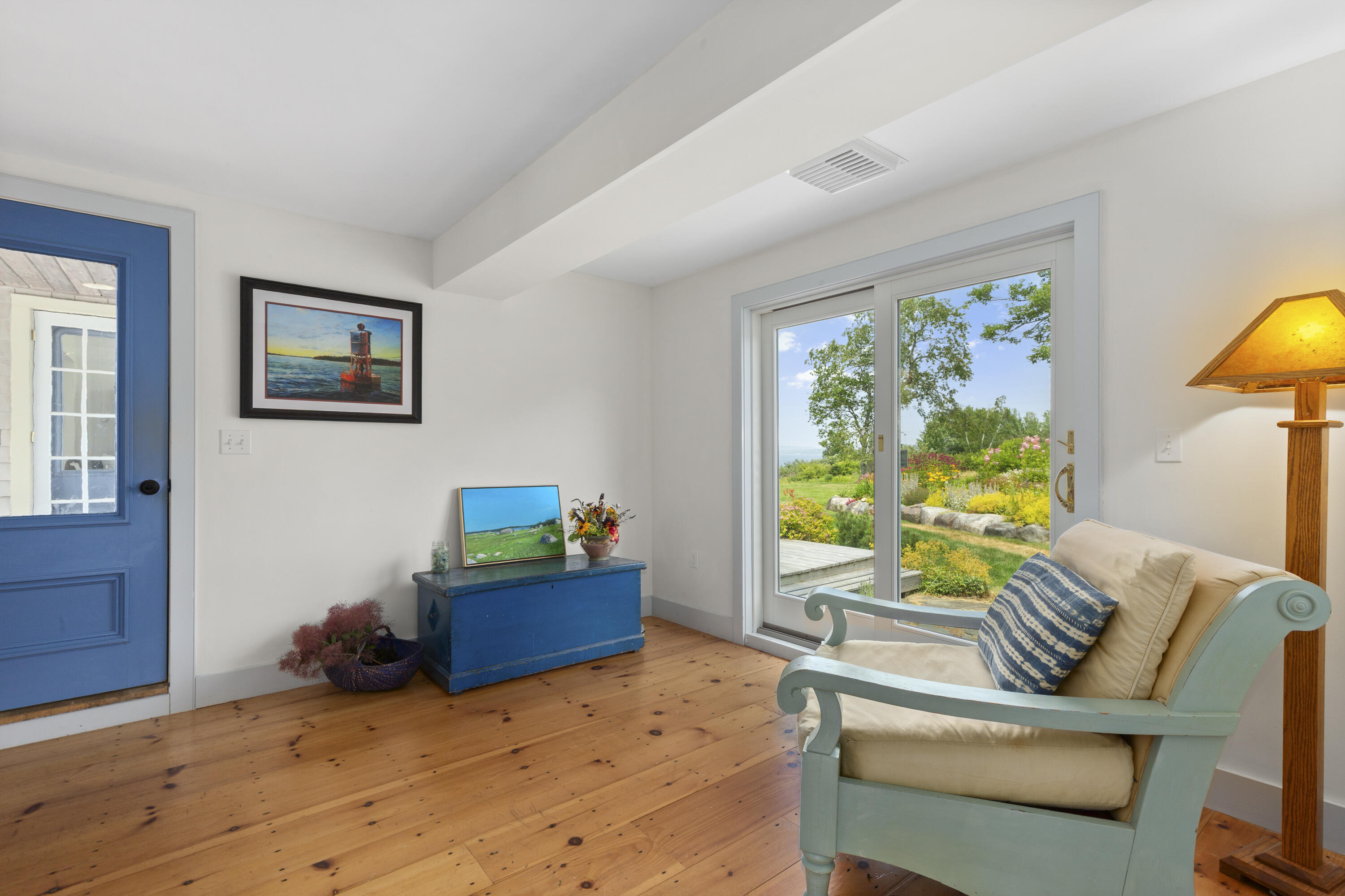 15 Doshen Place Penobscot ME 04476