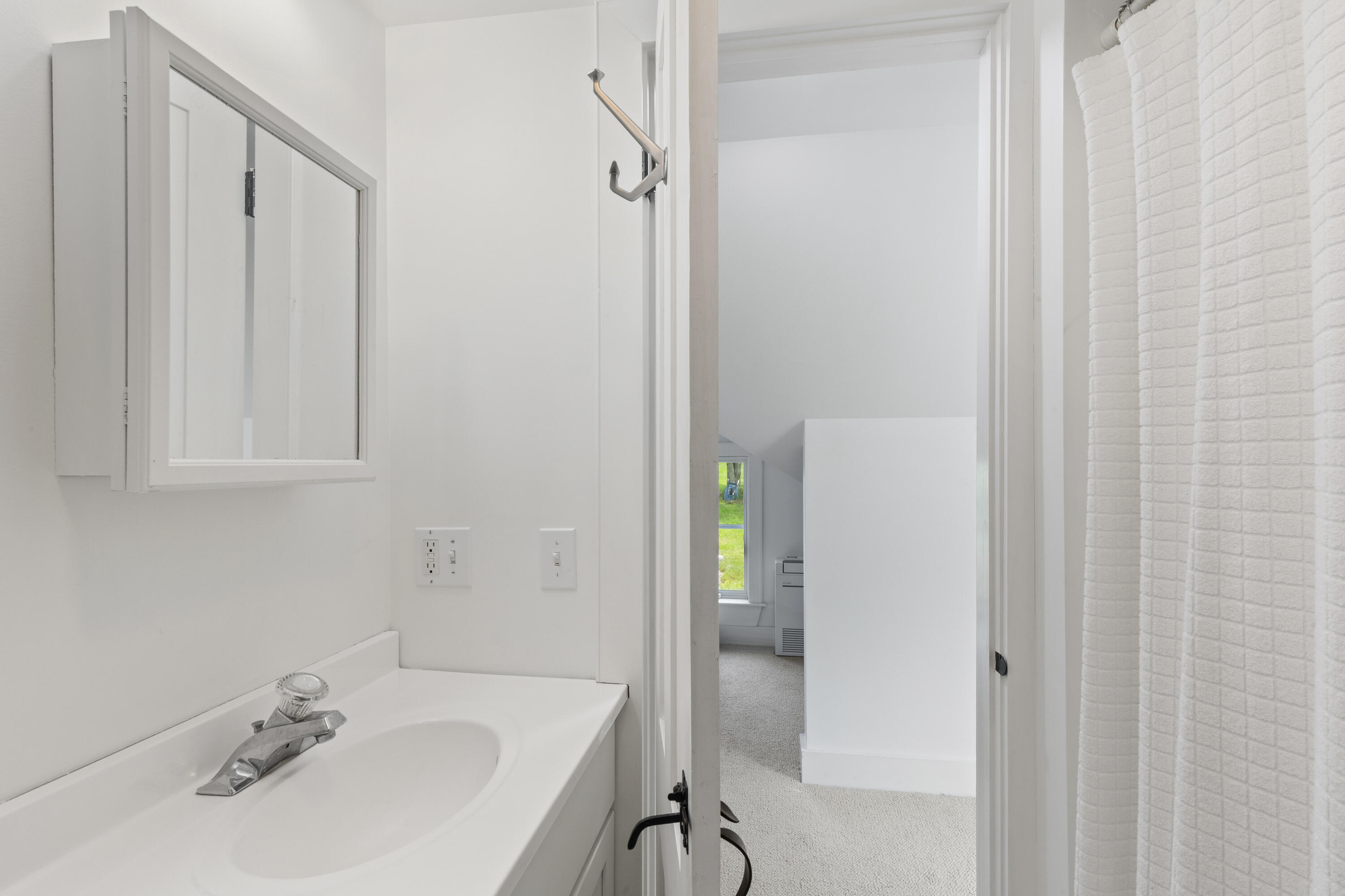 15 Doshen Place Penobscot ME 04476