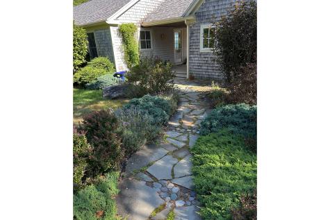 15 Doshen Place Penobscot ME 04476